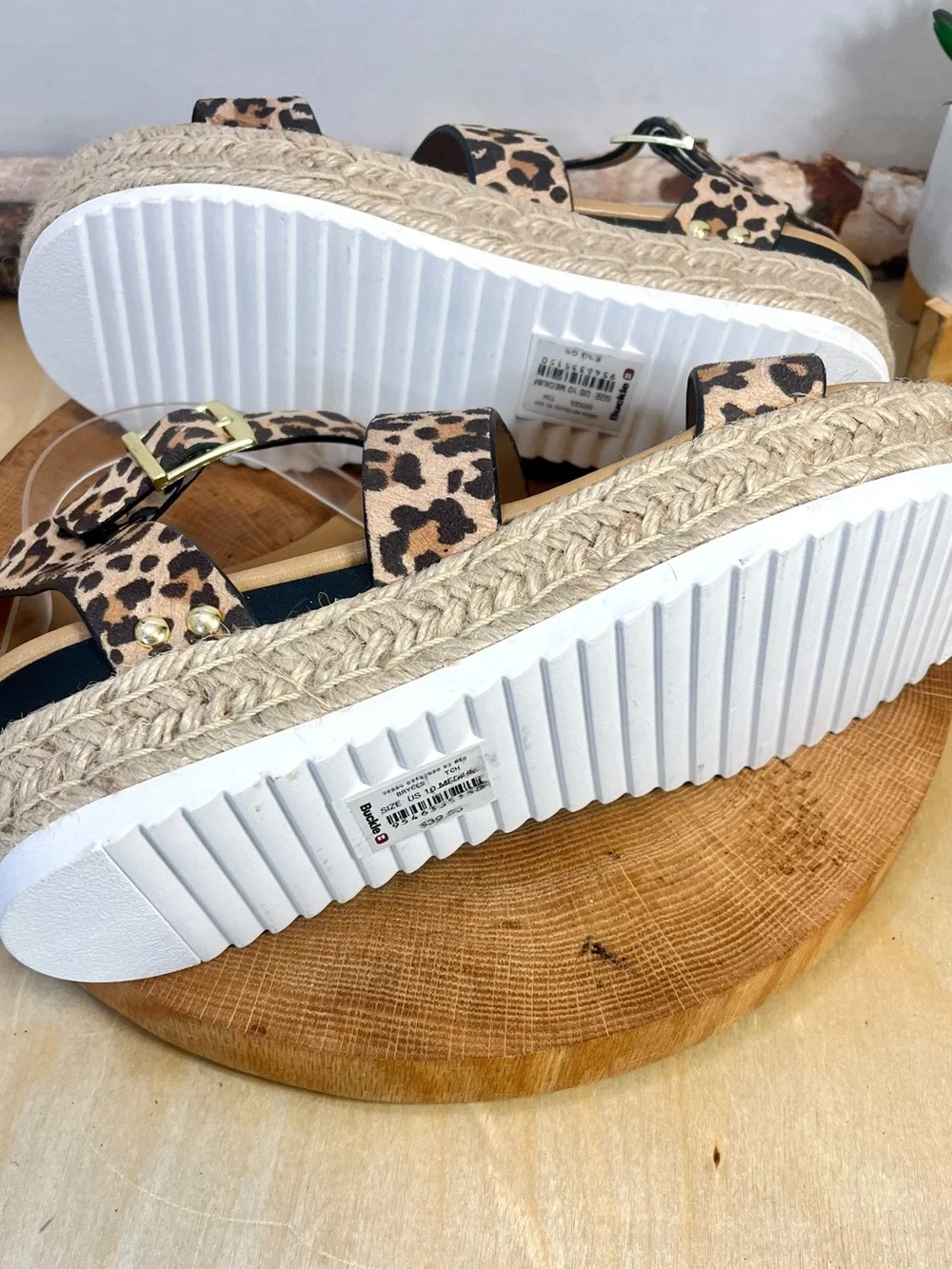 NWT Soda Bryces Cheetah Print Platform Espadrille Sandals Size 10